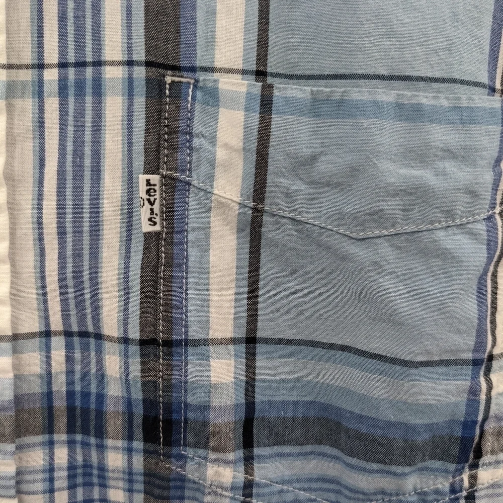 Men's LEVI'S Plaid Short Sleeve Shirt